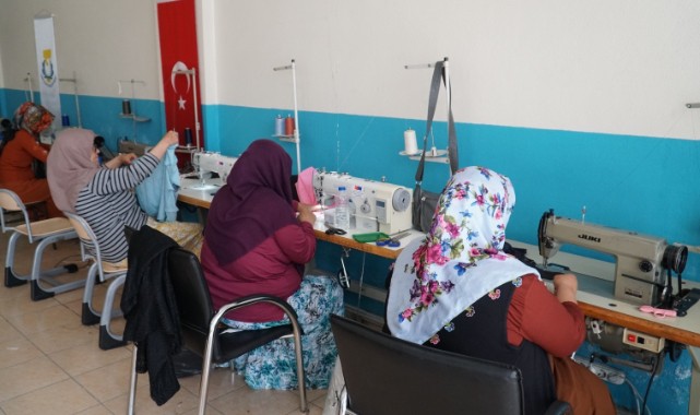 Haliliye'de Kadınlar Meslek Öğreniyor.;