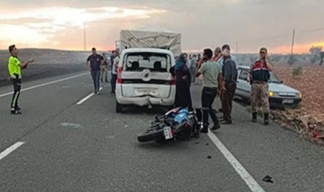 Suruç Yolundaki Anız Yangını Kazaya Sebebiyet Verdi 5 Yaralı;