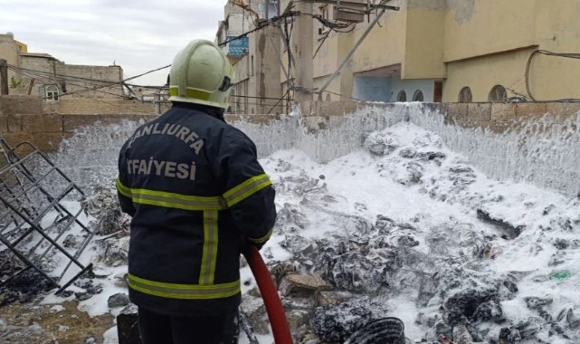 Şanlıurfa Eyyübiye'de Korkutan Yangın;