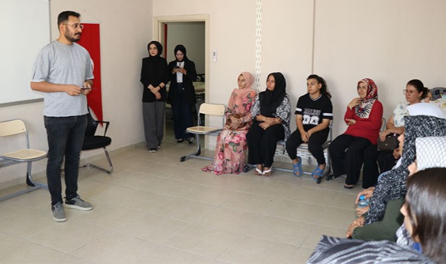Haliliye'de Uzman Psikologlardan Deprem Sonrası Travma Eğitimi