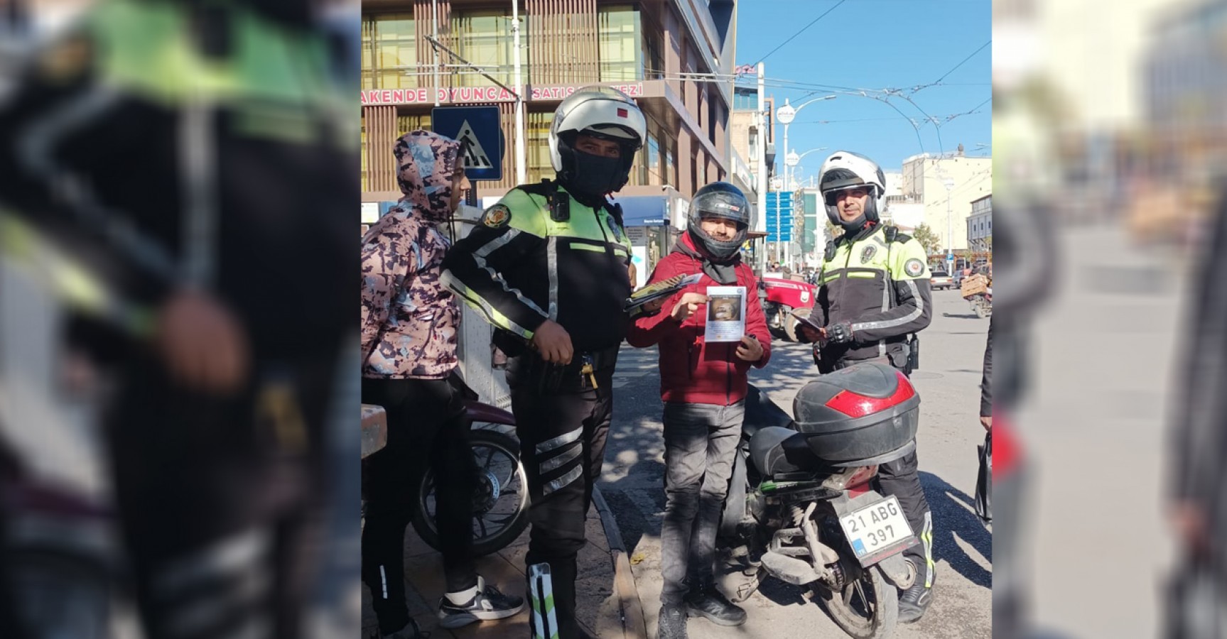 Şanlıurfa Polisinden Sürücülere Uyarı;