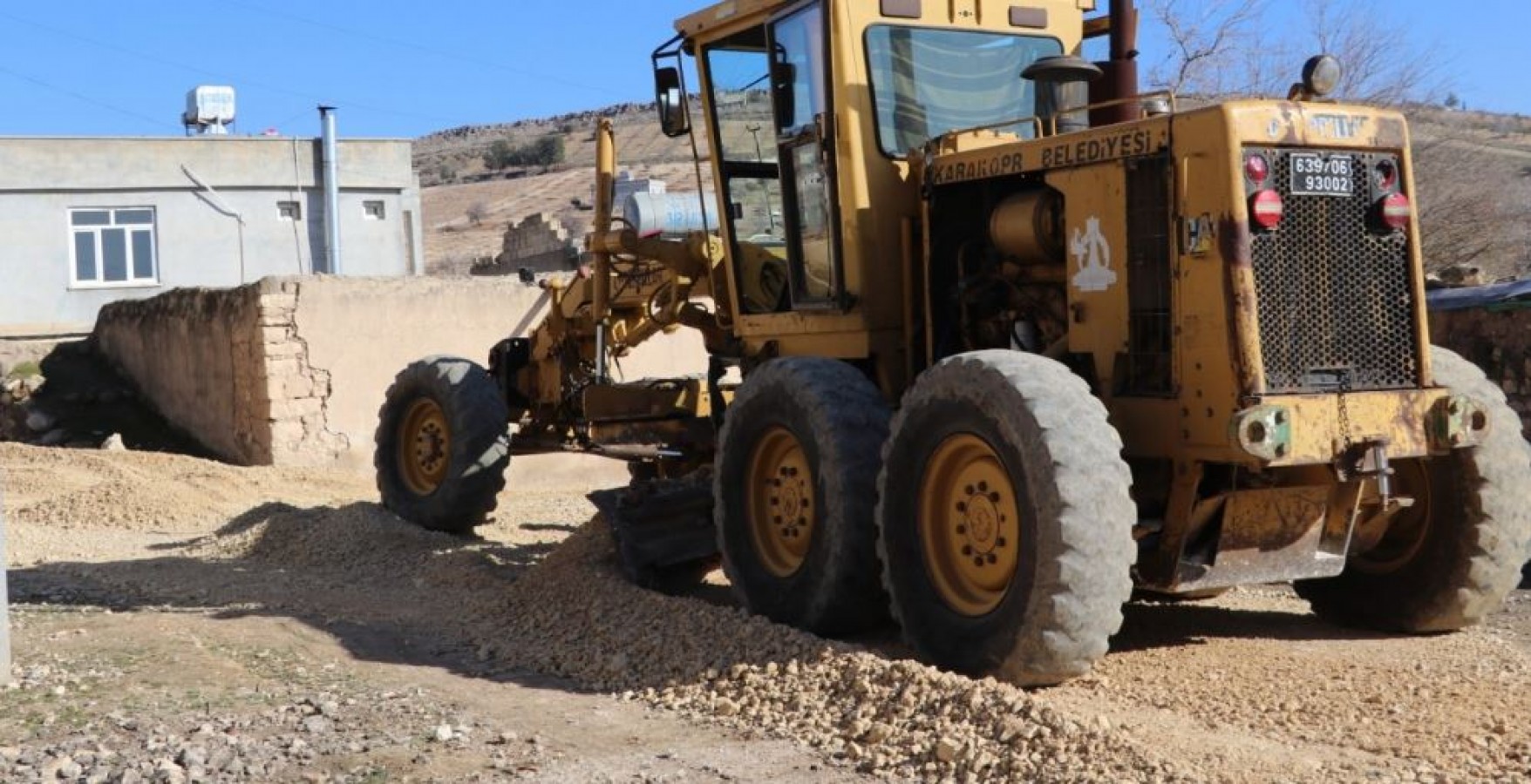 Karaköprü Kuşluca Kırsal Mahallesinde Yol Çalışması;