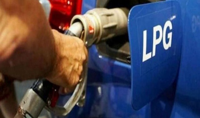 Akaryakıt Fiyatlarında Hareket, Otogaz'da indirim, Motorine Zam;