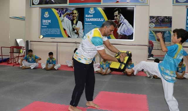 Haliliye'de Gençler Spora Yönlendiriliyor