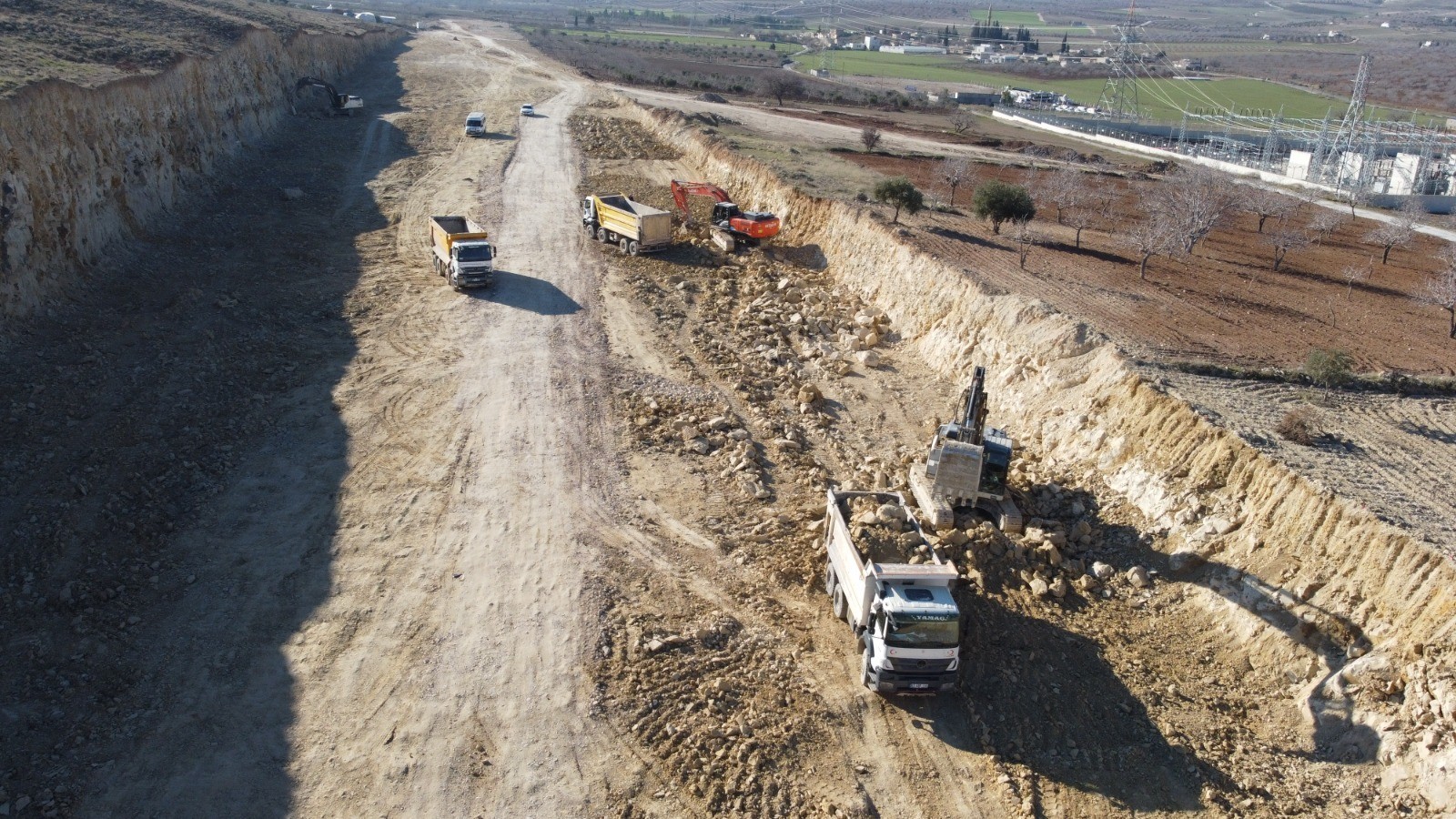 Şanlıurfa'da 50 Metrelik Yeni Bulvarın Yapımı Devam Ediyor;