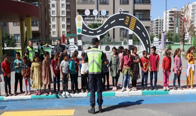 Haliliye'de Çocuklar Hem Eğlendi Hem Eğitimini Aldı