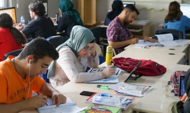 Karaköprü'de Öğrencilere Sınavlara Hazırlık için Konforlu Ders Çalışma Ortamı