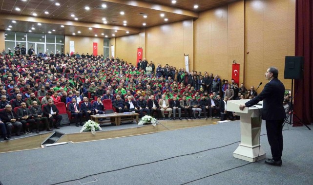 Karaköprü Belediyesi Çalışanlarına Ek Zam Müjdesi Başkan Baydilli Toplantıda Duyurdu;