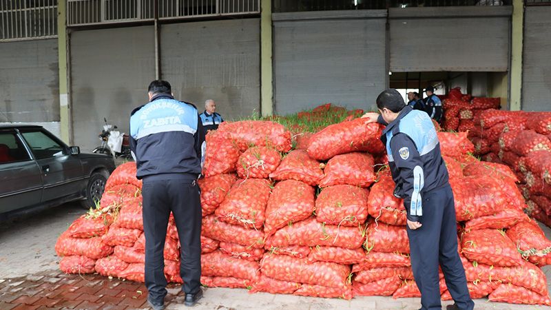 Şanlıurfa'da Denetimlerde Ortaya Çıktı 22 ton çürümüş soğan imha edildi!;