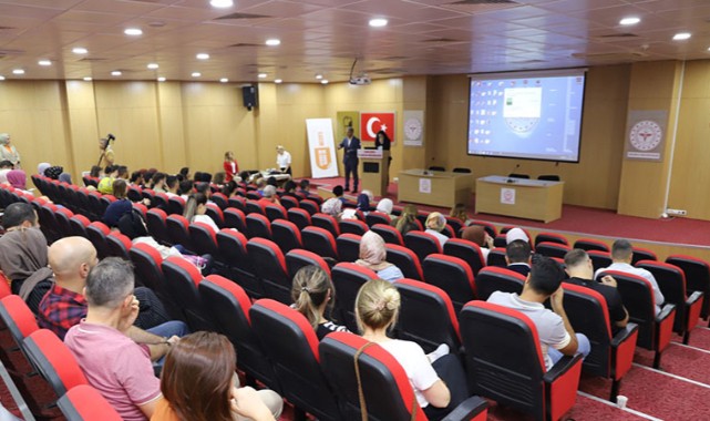 Urfa'da Yenidoğan Bebek Ölümlerini Engellemek için Eğitim Verildi