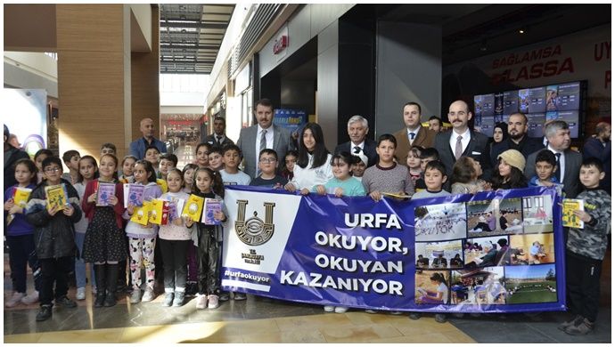 Urfa Okuyor Okuyan Kazanıyor Projesiyle Öğrencilere Sinema Etkinliği