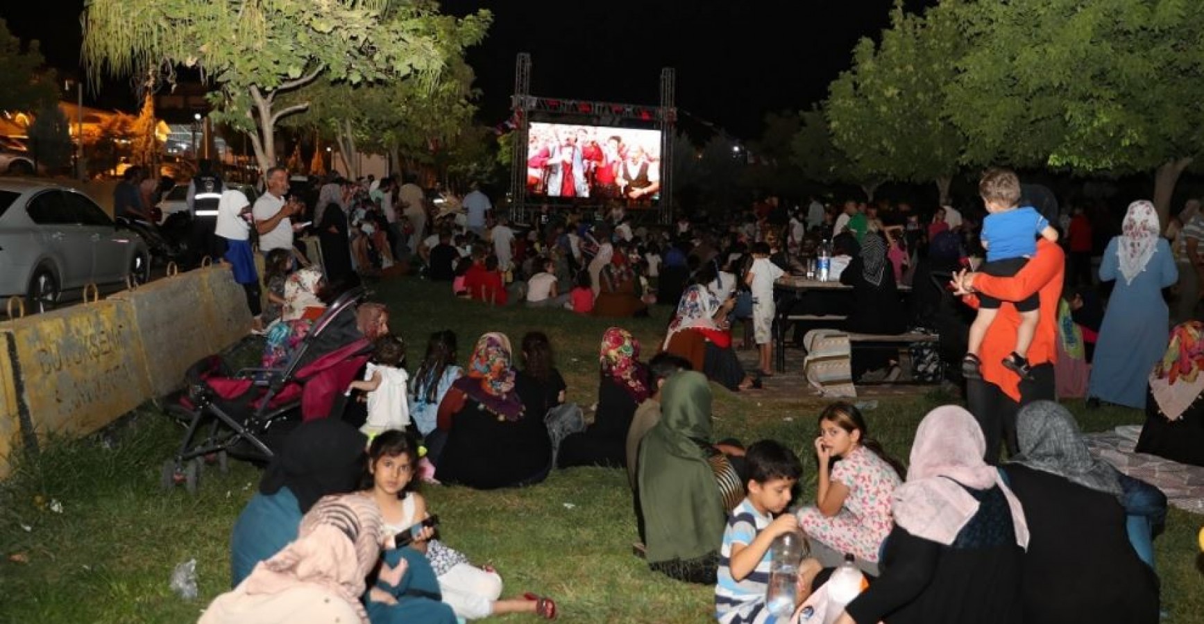 Eyyübiye'de Sinema Etkinliğine Vatandaşlardan Yoğun İlgi;