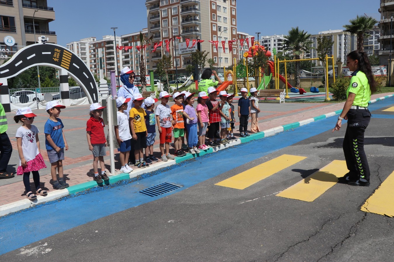 Haliliye Belediyesinden Çocuklara Trafik Eğitimi;