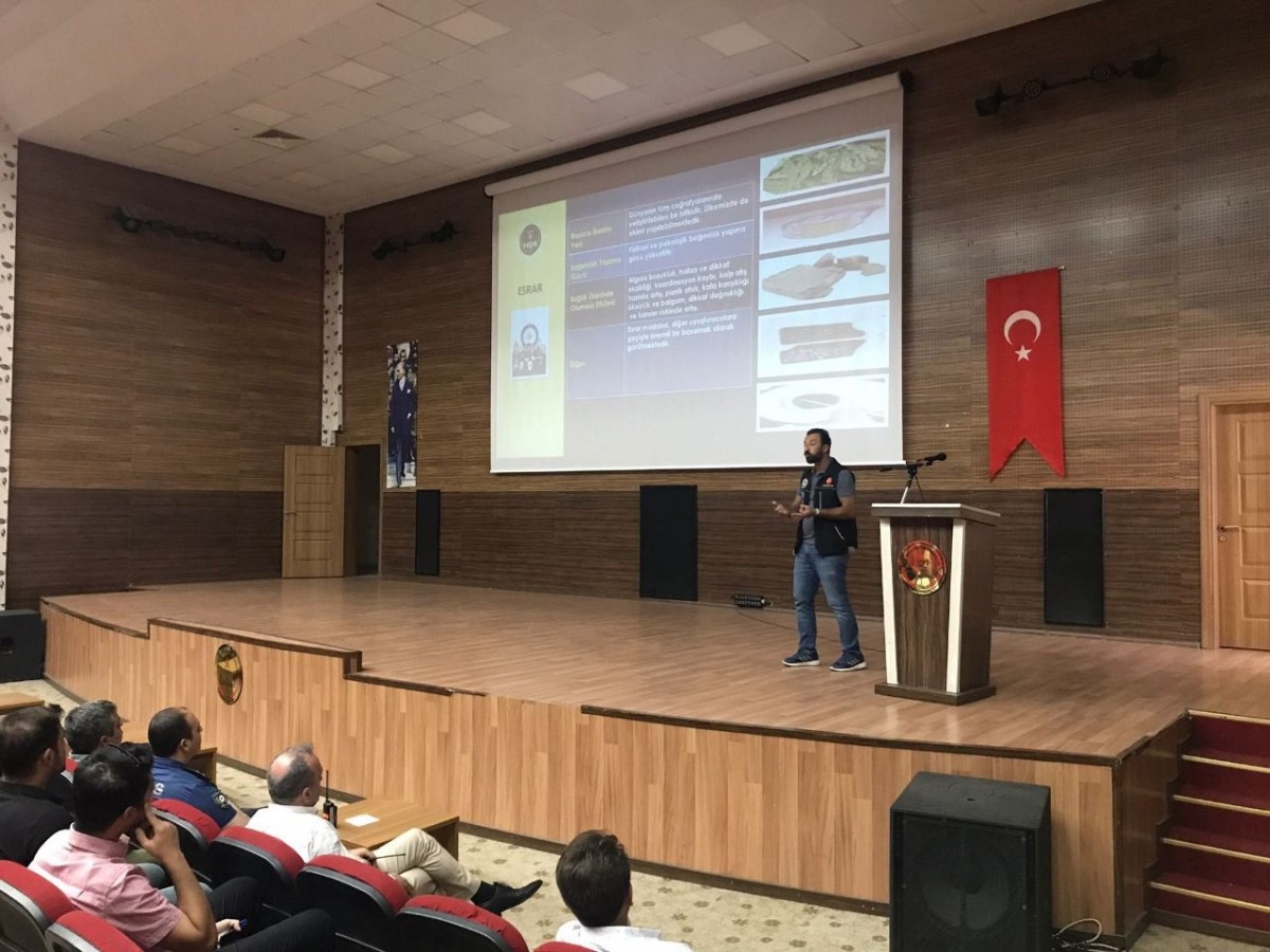 Şanlıurfa Emniyetinden Narkotik Rehber Eğitimi;