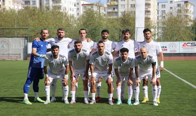 Karaköprü Belediyespor Şampiyonluğa Çok Yakın
