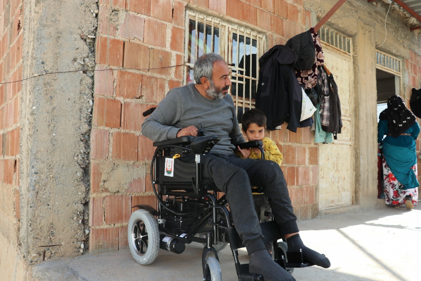 Şanlıurfa Büyükşehir Engelli Bireyin Akülü Araç İsteğini Geri Çevirmedi;