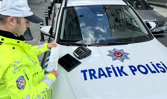 Trafikte Yeni Kabul Edilen 10 Madde Aman Dikkat..! Yeni Trafik Cezaları