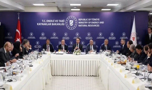 Enerji Bakanlığında Şanlıurfa'nın Dicle Elektrik Bölgesi Değerlendirme Toplantısı Yapıldı