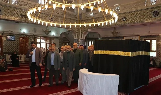 Şanlıurfa'lı Hacı Adaylarına Kabe Maketi Etrafında Eğitim