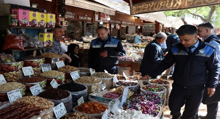 Şanlıurfa Zabıtasından Bayramlık Şeker ve Lokum Denetimi;