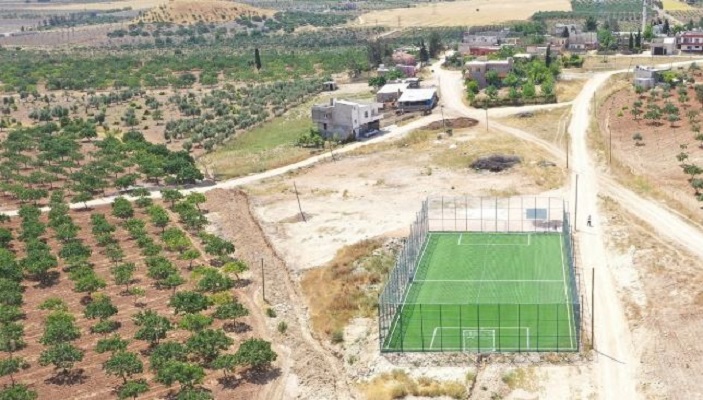 Karaköprü'ye Yeni Sentetik Çim Saha;