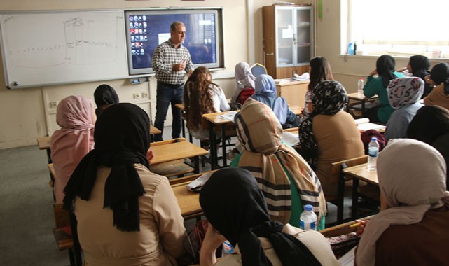 Haliliye Belediyesinden Gençlere Üniversite Hazırlık Kursları;