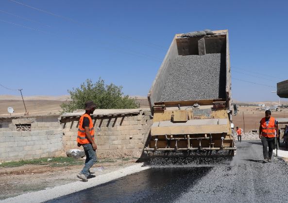 Haliliye'de Yeni Asfalt Yol Çalışmaları Devam Ediyor;