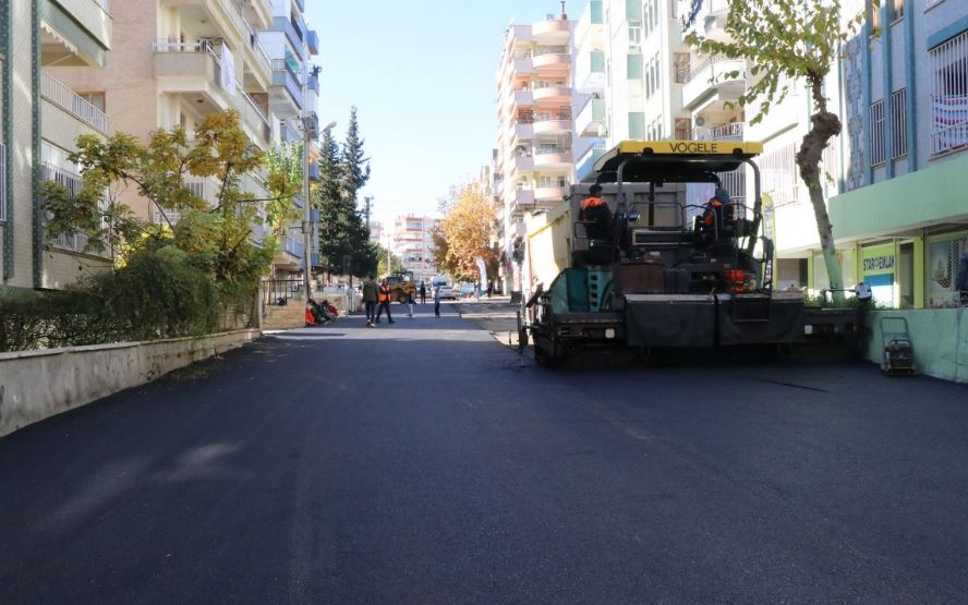 Haliliye Belediyesi Yol Asfalt Çalışmalarına Devam Ediyor
