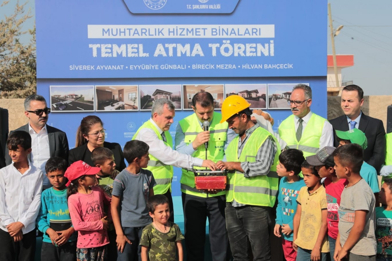 Şanlıurfa'da Muhtar Hizmet Binaları Temel Atma Töreni;