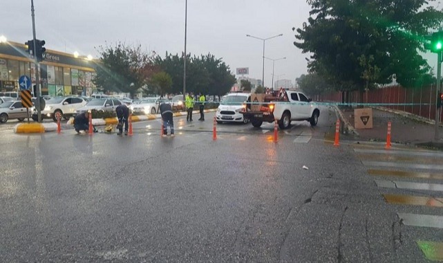 Şanlıurfa'da Yağmurla Beraber Bazı Yollar Trafiğe Kapatıldı