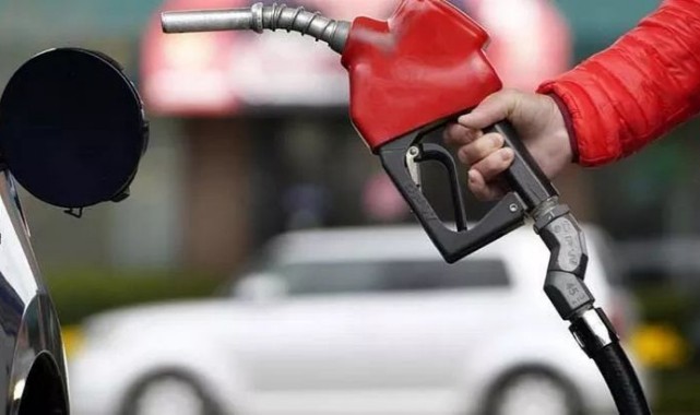 Benzin Zammı Petrol istasyonlarına yansıdı