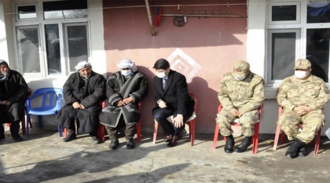 Kaymakam Ongu'dan acılı aileye taziye ziyareti;