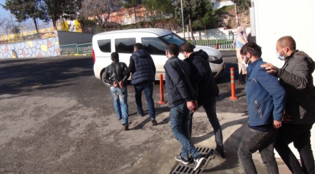 Şanlıurfa&#39;da dolandırıcılık operasyonu: 10 gözaltı;