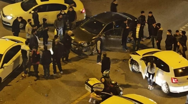 Şanlıurfa'da prestij caddesinde yine bir kaza!;