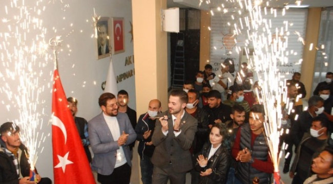 Urfa&#39;da AK Parti binasında firma açılışı!