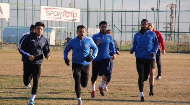 Urfaspor&#39;da Anlara Demirspor hazırlıkları başladı