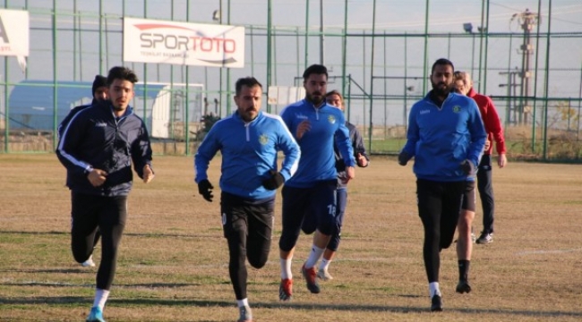 Urfaspor&#39;da Anlara Demirspor hazırlıkları başladı;