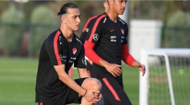 Urfaspor'da bir oyuncu daha ayrıldı;