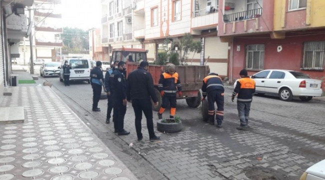 Viranşehir&#39;de görüntü kirliliği ile mücadele: Topladılar