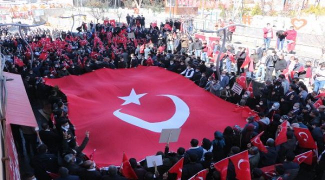Şırnak'ta Gara şehitleri için 'teröre lanet' yürüyüşü