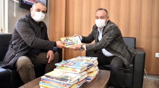 Siverek Belediyesi'nden Kütüphaneye kitap desteği