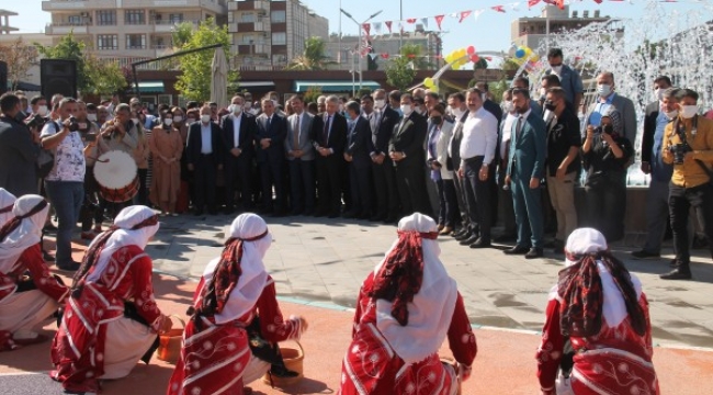 Eyyübiye de Projeler Törenle Hizmete Sunuldu;