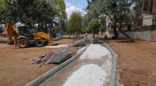 Haliliye de park çalışmaları hız kesmeden devam ediyor.;