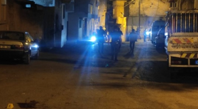 Urfa'da Bir kişi sokak ortasında Silahla Vurularak Öldürüldü;