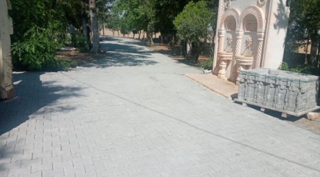 Aslan baba türbesi nin çevre düzenlemesi yapılıyor.