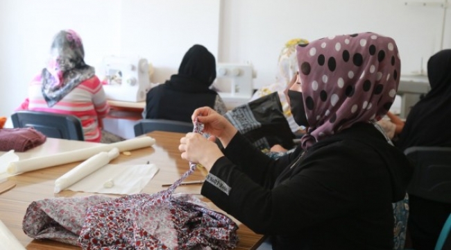 Eyyübiye'de Kadınlar Hem sosyal aktivitelere katılıyor hem de aile bütçelerine katkı sağlıyorlar