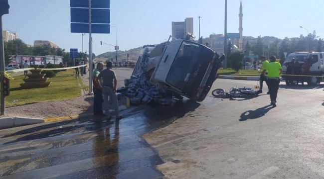 Şanlıurfa Balıklıgöl Hastane Kavşağında Kaza 1 Ölü 1 Yaralı;