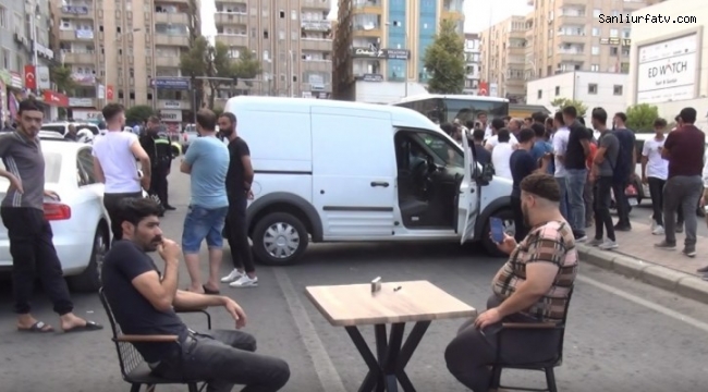 Şanlıurfa'da Vatandaşlar Elektrik Kesintilerini Protesto Etti;