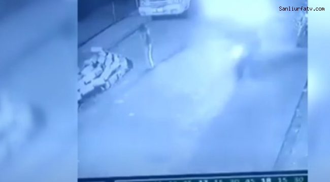 Şanlıurfa'da Dehşete Düşüren Olay.. Arabayla Çocuğu Ezdiği Görüntüler..