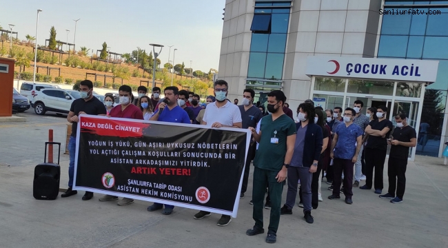 Urfa'da Asistan Hekimler'den Protesto Öğrenciyiz Köle Değil;